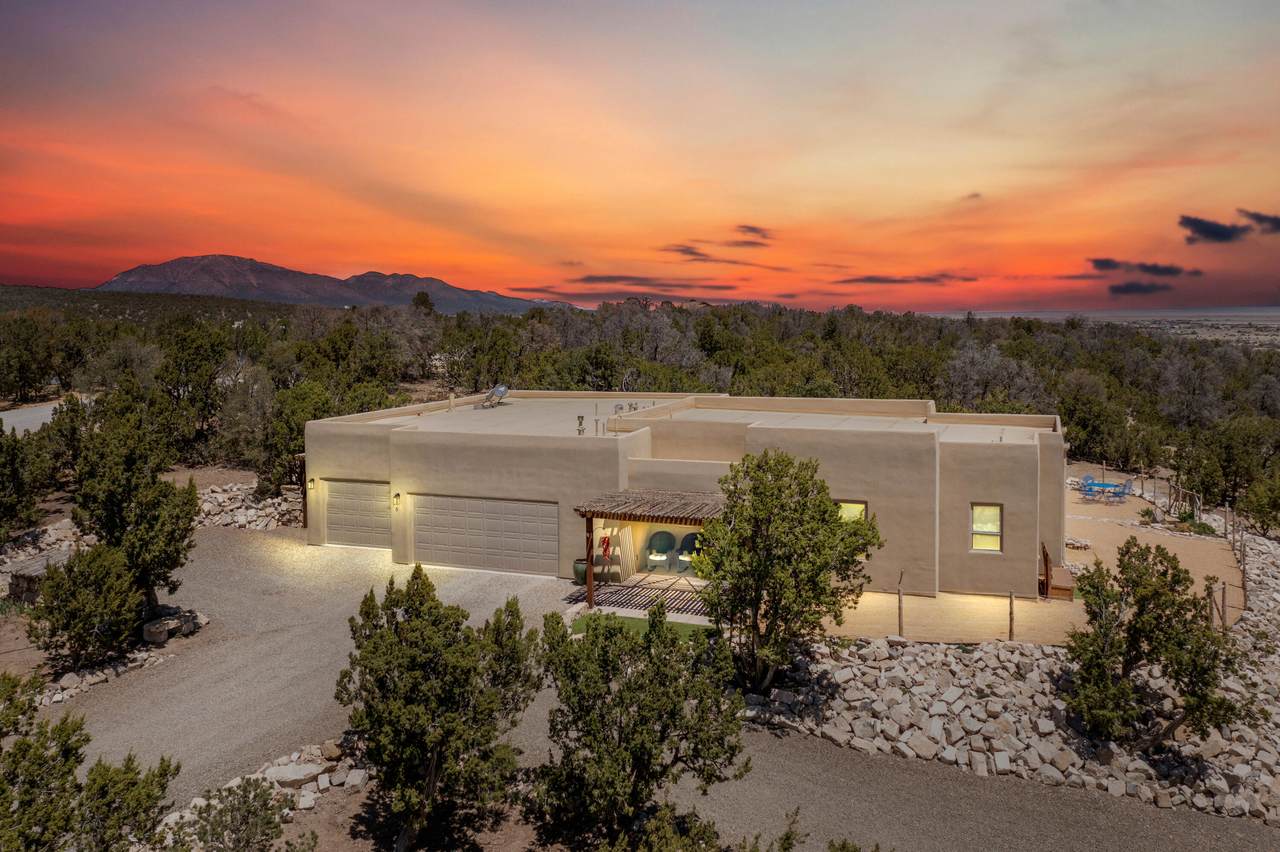51 Snowflake Trail - Photo 1