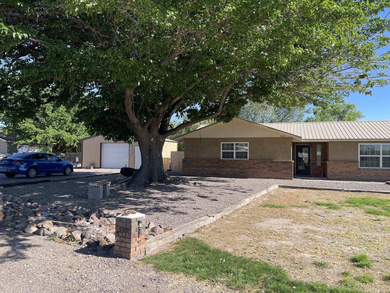 402 Melody Lane - Photo 1