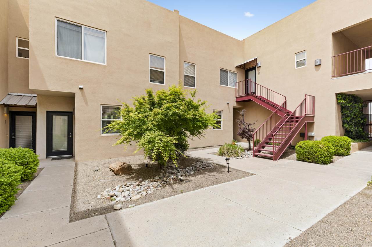1101 Dr Martin Luther King Jr Avenue - Photo 1