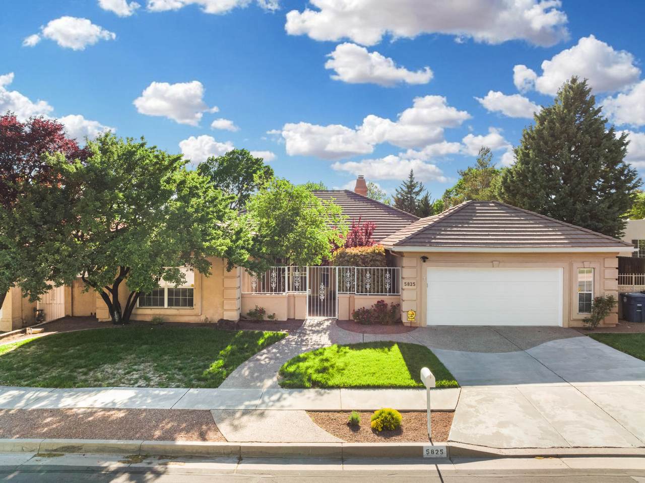 5825 Mimosa Place - Photo 1