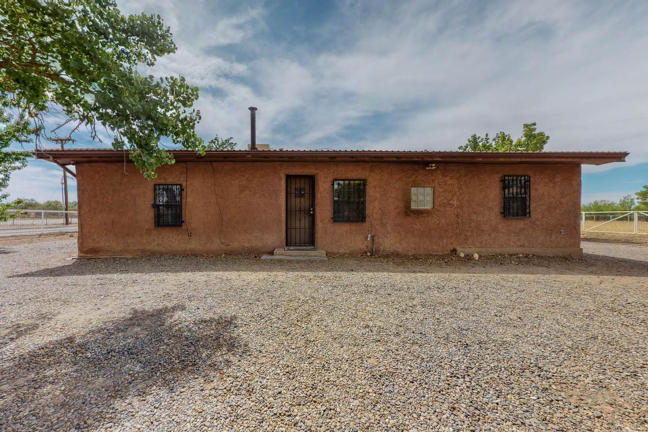484 Vivian Road - Photo 1