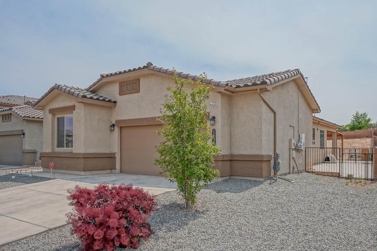 1636 Valle Vista Road - Photo 1