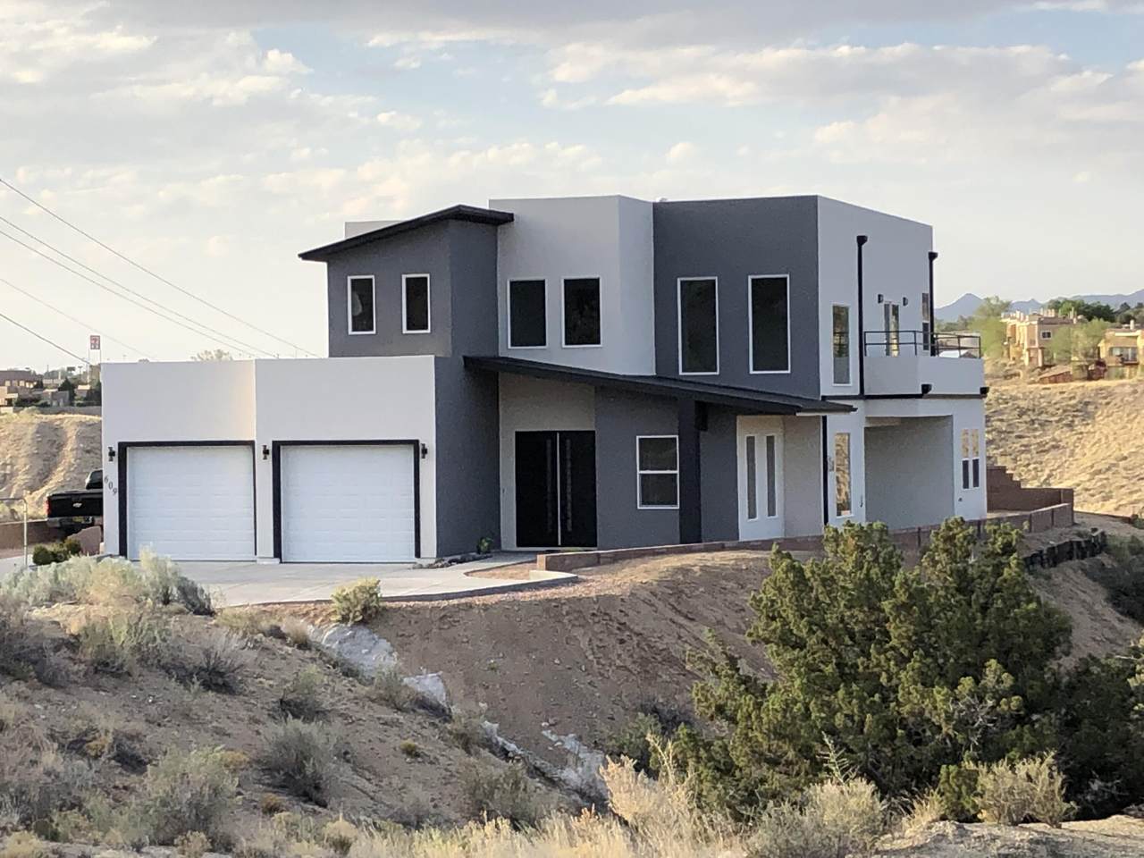 609 Winterwood Place - Photo 1