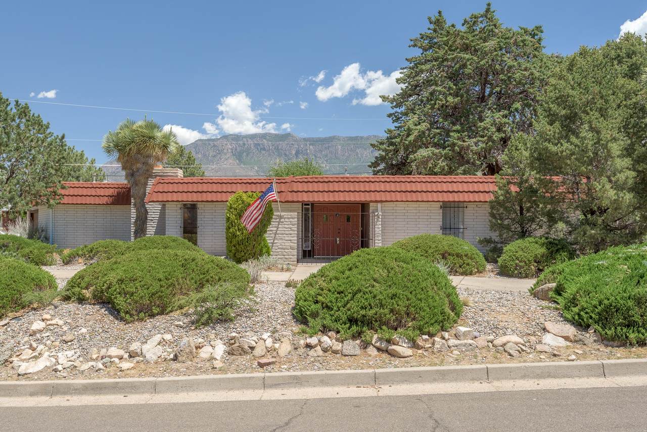 4718 Westridge Place - Photo 1