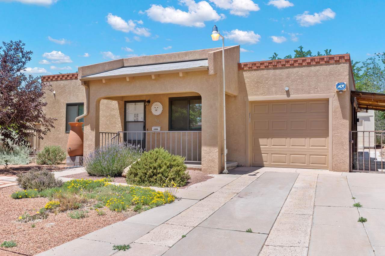 1109 Monroe Street - Photo 1
