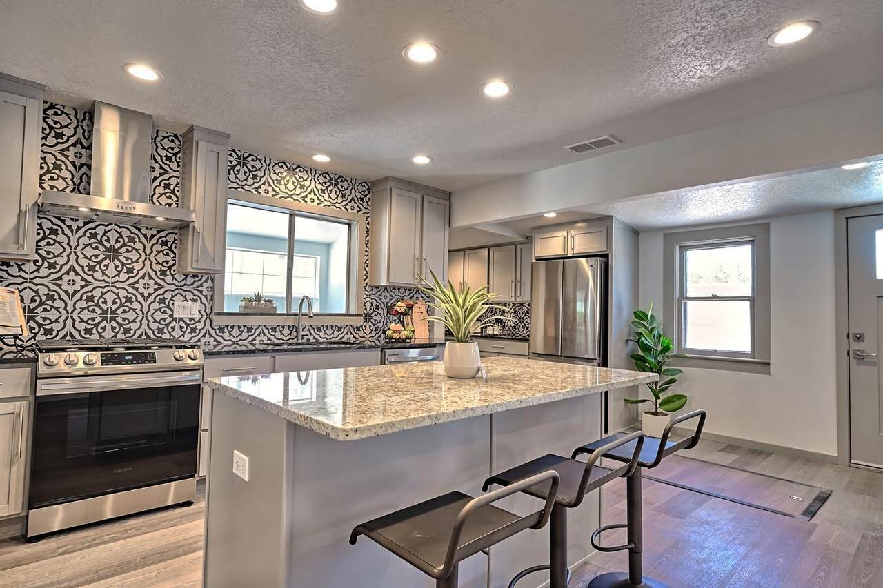 824 Arno Street - Photo 1