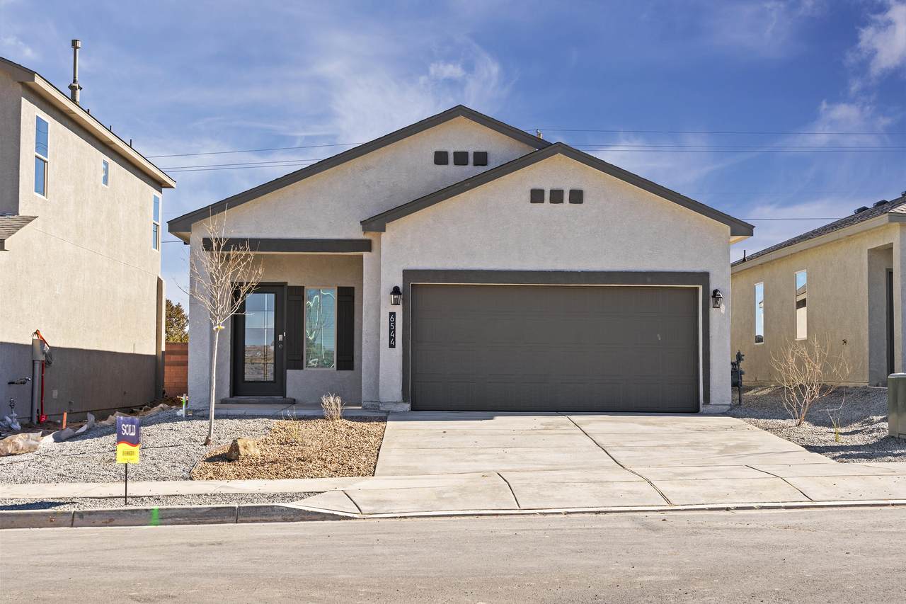 4824 Long's Peak Road - Photo 1