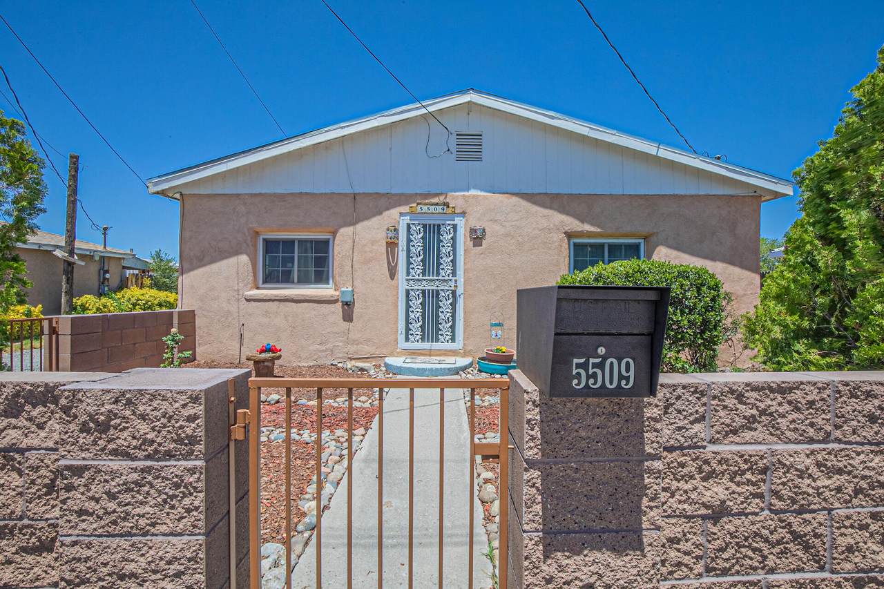 5509 Martinez Road - Photo 1