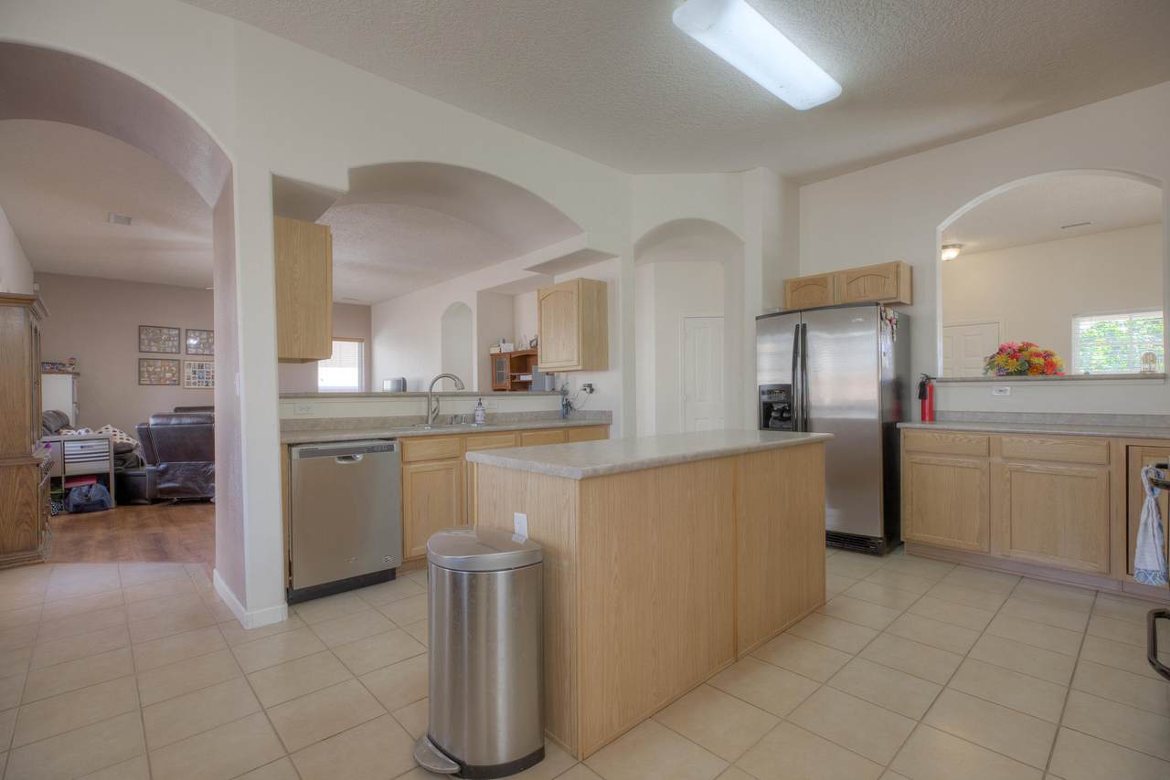 1444 Reynosa Loop - Photo 1