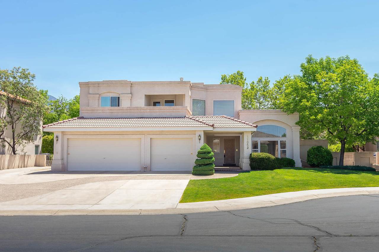 11052 Bridgepointe Court - Photo 1