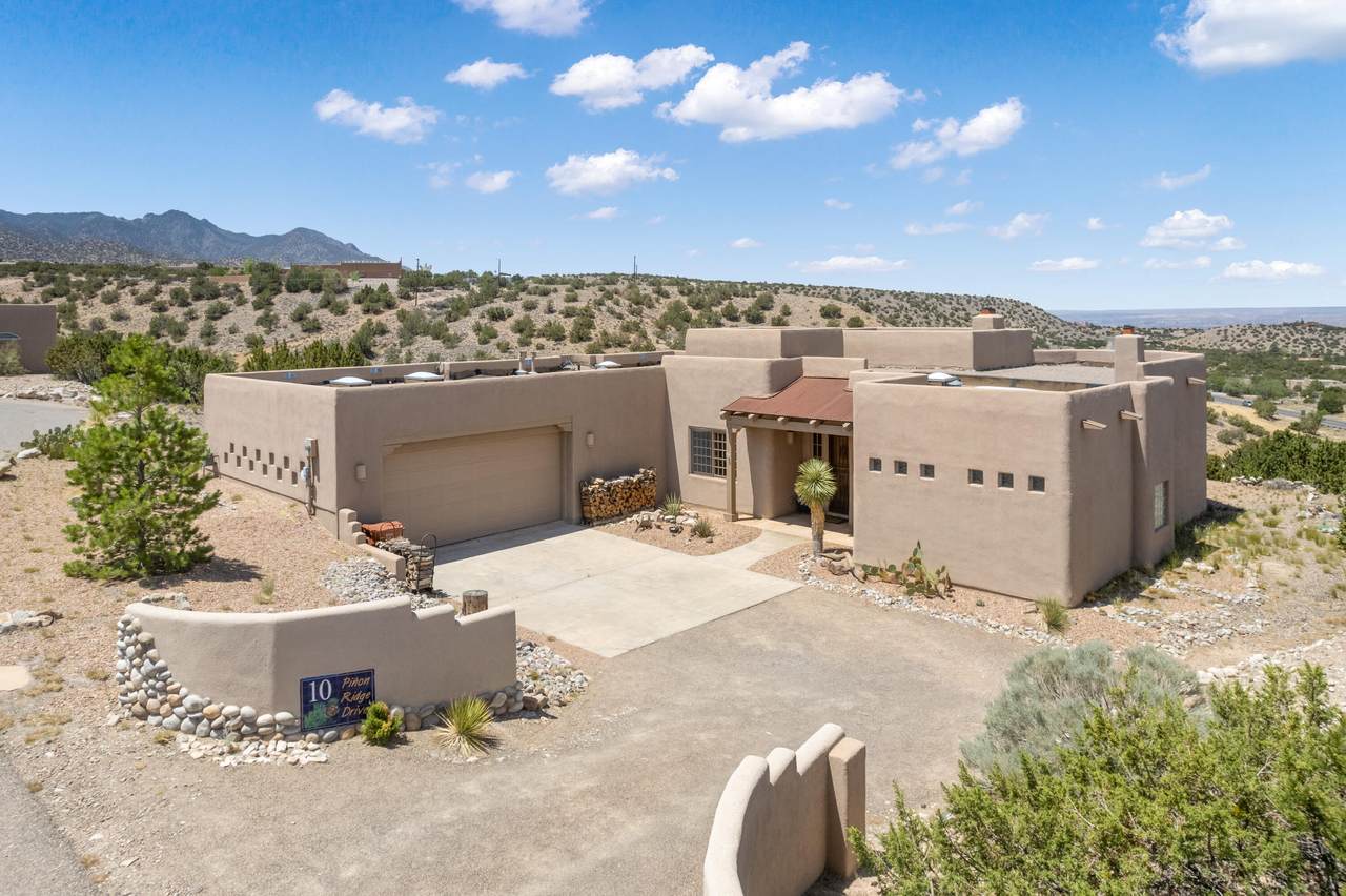 10 Pinon Ridge Drive - Photo 1