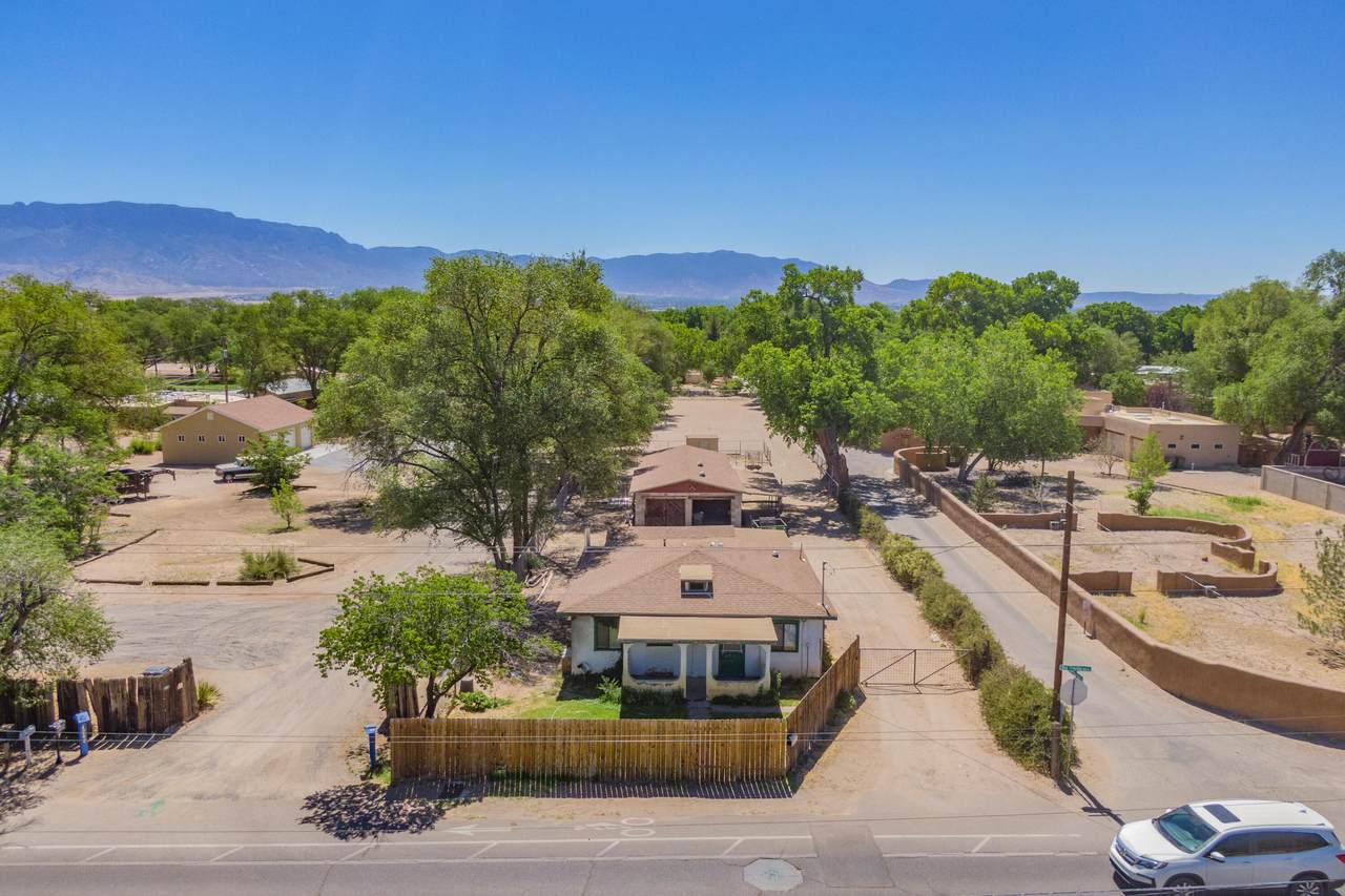 9418 Rio Grande Boulevard - Photo 1