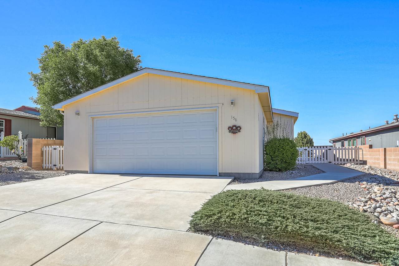 156 Sunrise Bluffs Drive - Photo 1