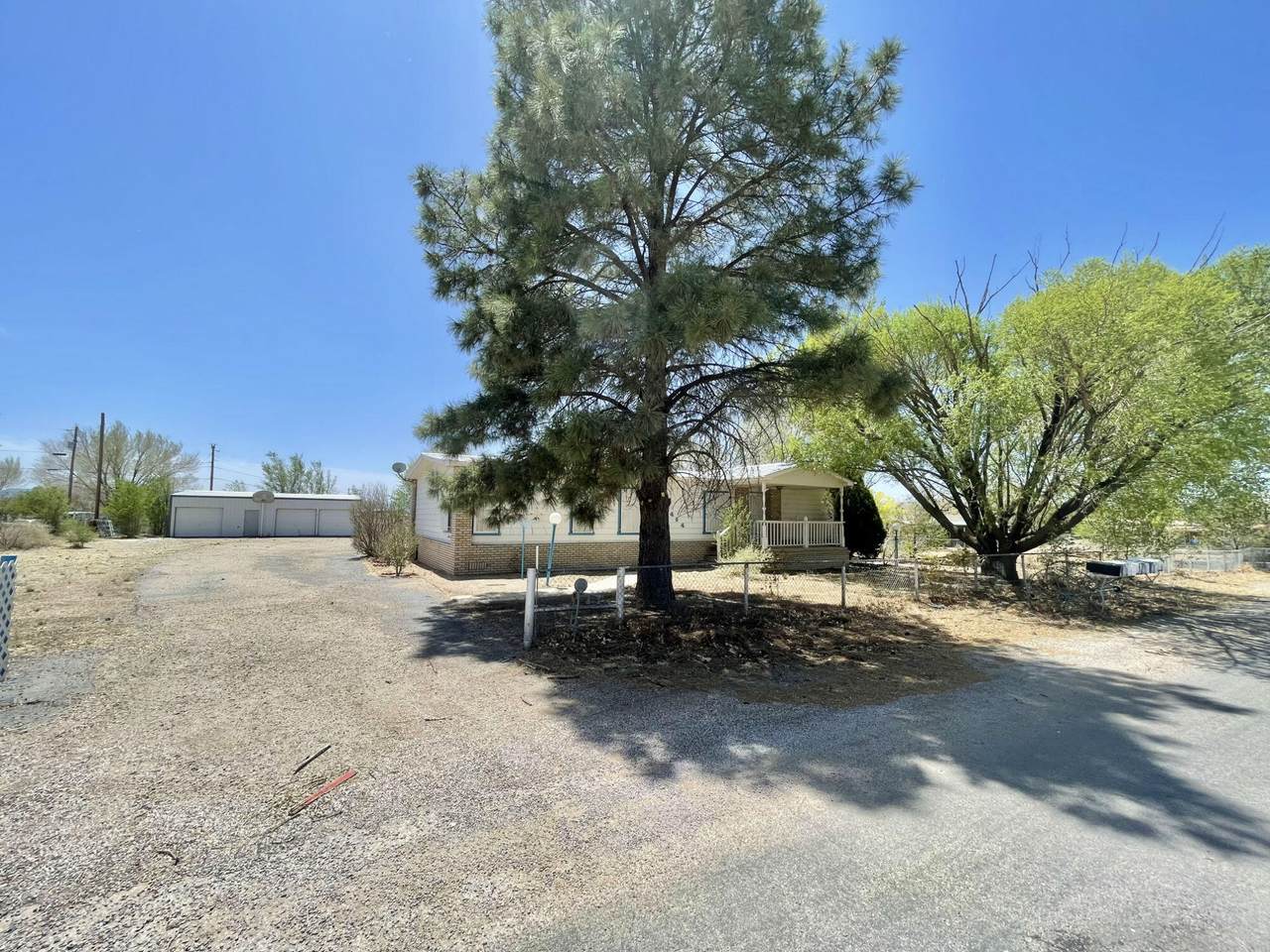 404 Dennie Lynn Street - Photo 1