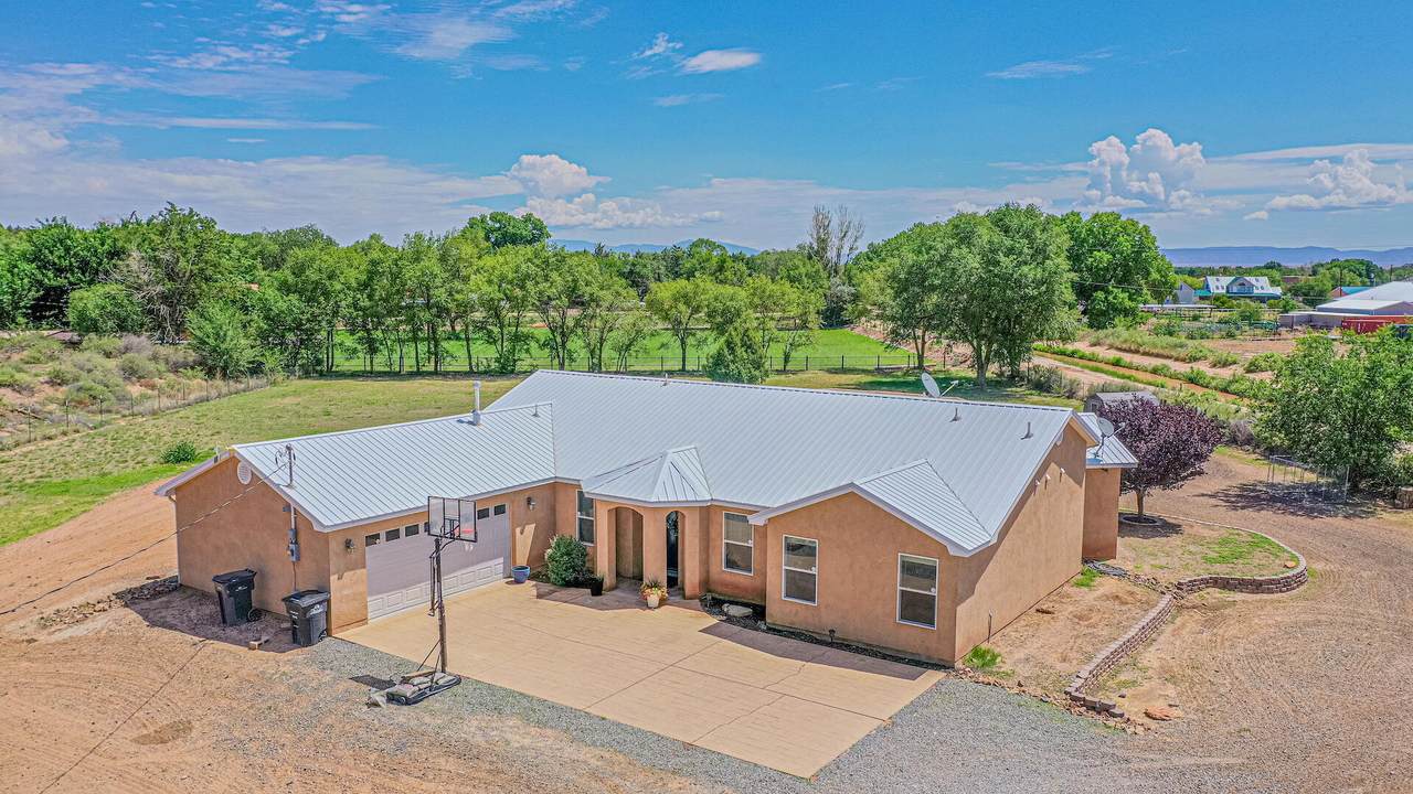 1698 Sichler Road - Photo 1