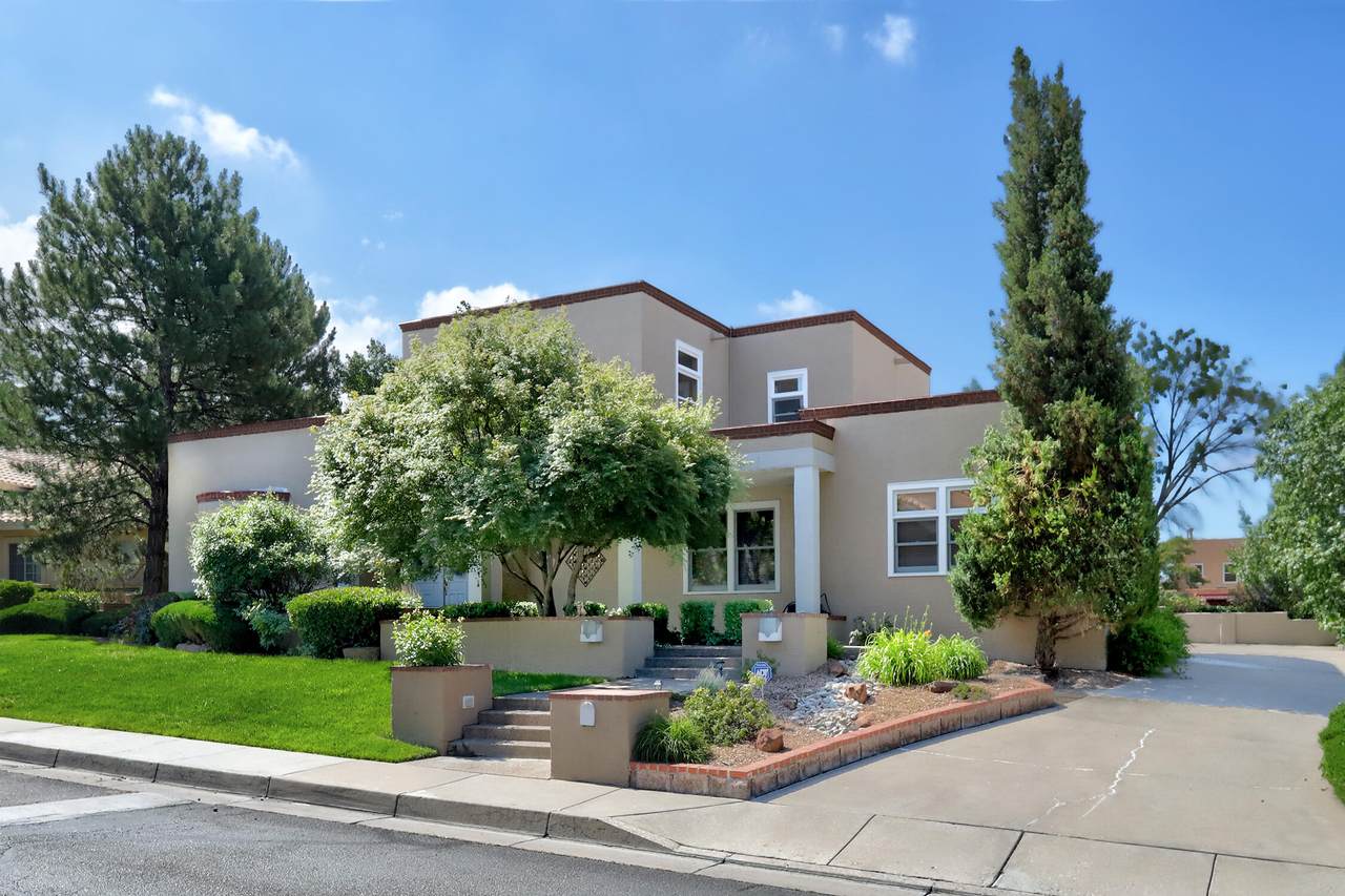 11216 Country Club - Photo 1