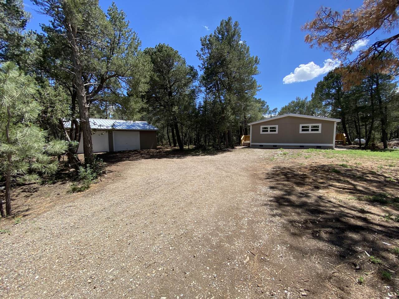22 Quail Hollow Court - Photo 1