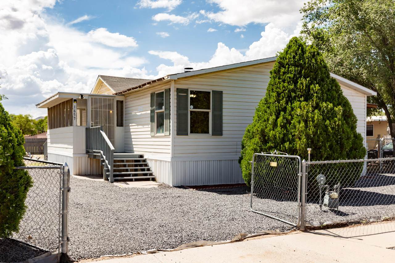 1657 Chamisa Avenue - Photo 1