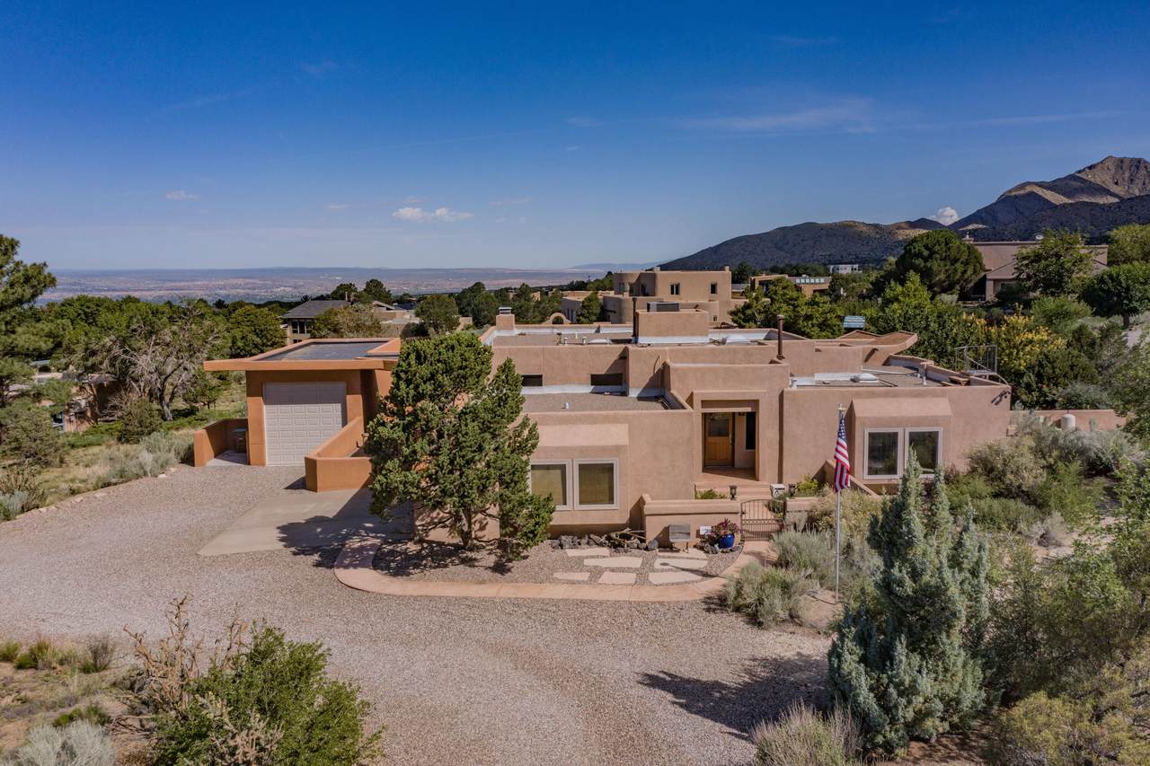 536 Black Bear Road - Photo 1