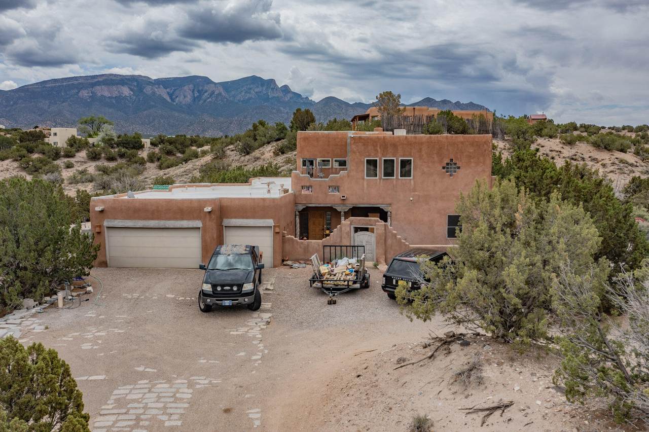69 Vista Montana Loop - Photo 1