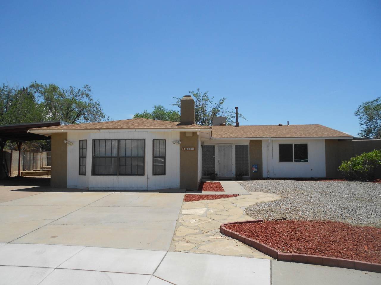 8801 Peony Court - Photo 1