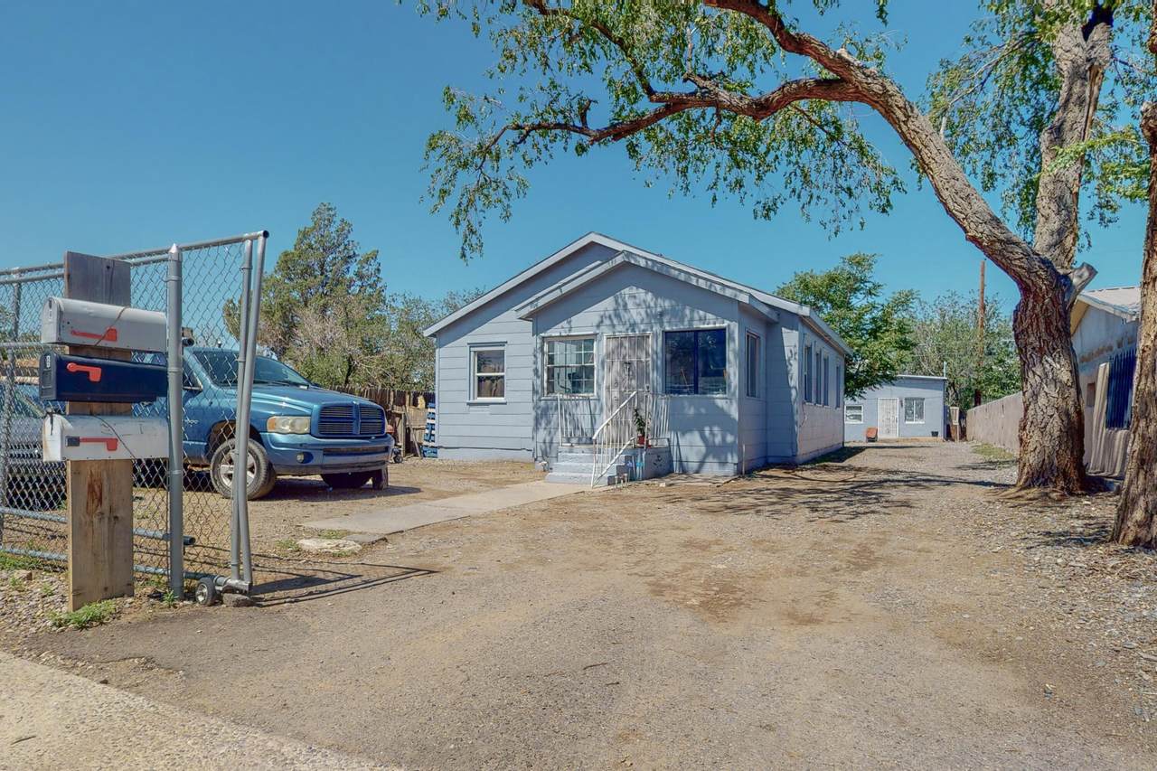 241 Wisconsin Street - Photo 1