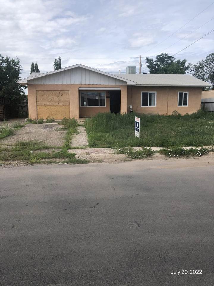 621 Stephens Avenue - Photo 1