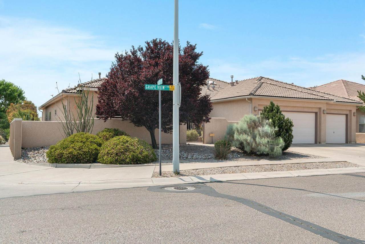 8201 Grape View Court - Photo 1