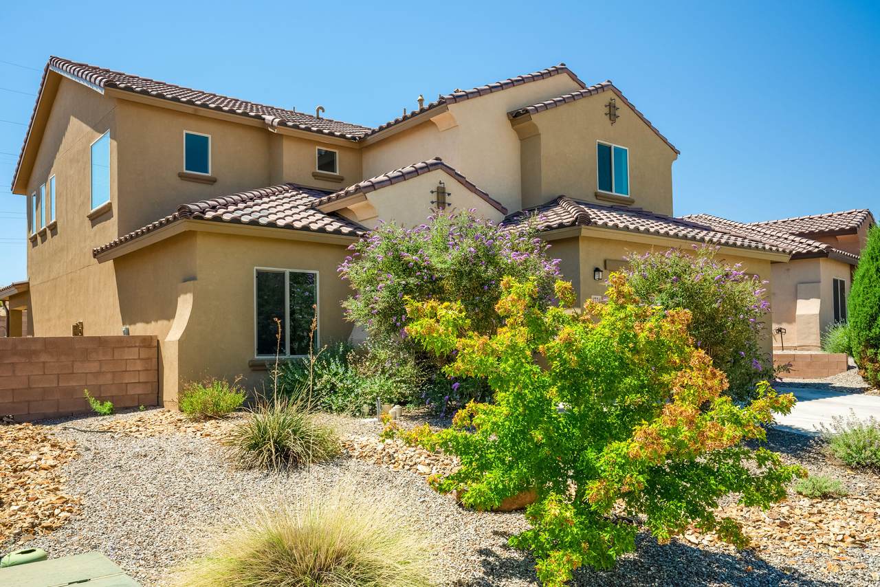 1724 Summer Breeze Drive - Photo 1