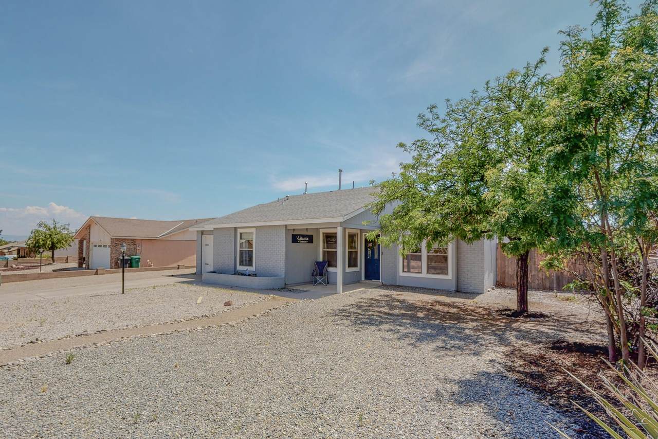 413 7TH Avenue - Photo 1