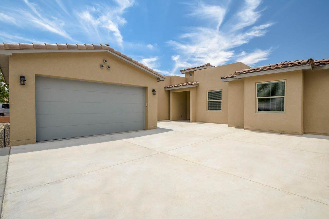 2506 Box Lake Drive - Photo 1
