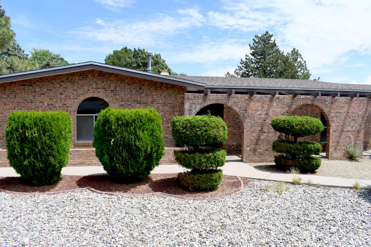 5313 Fairfax Drive - Photo 1