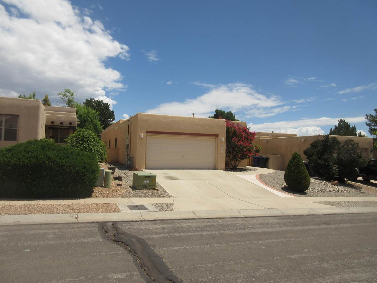 10816 Dandas Drive - Photo 1