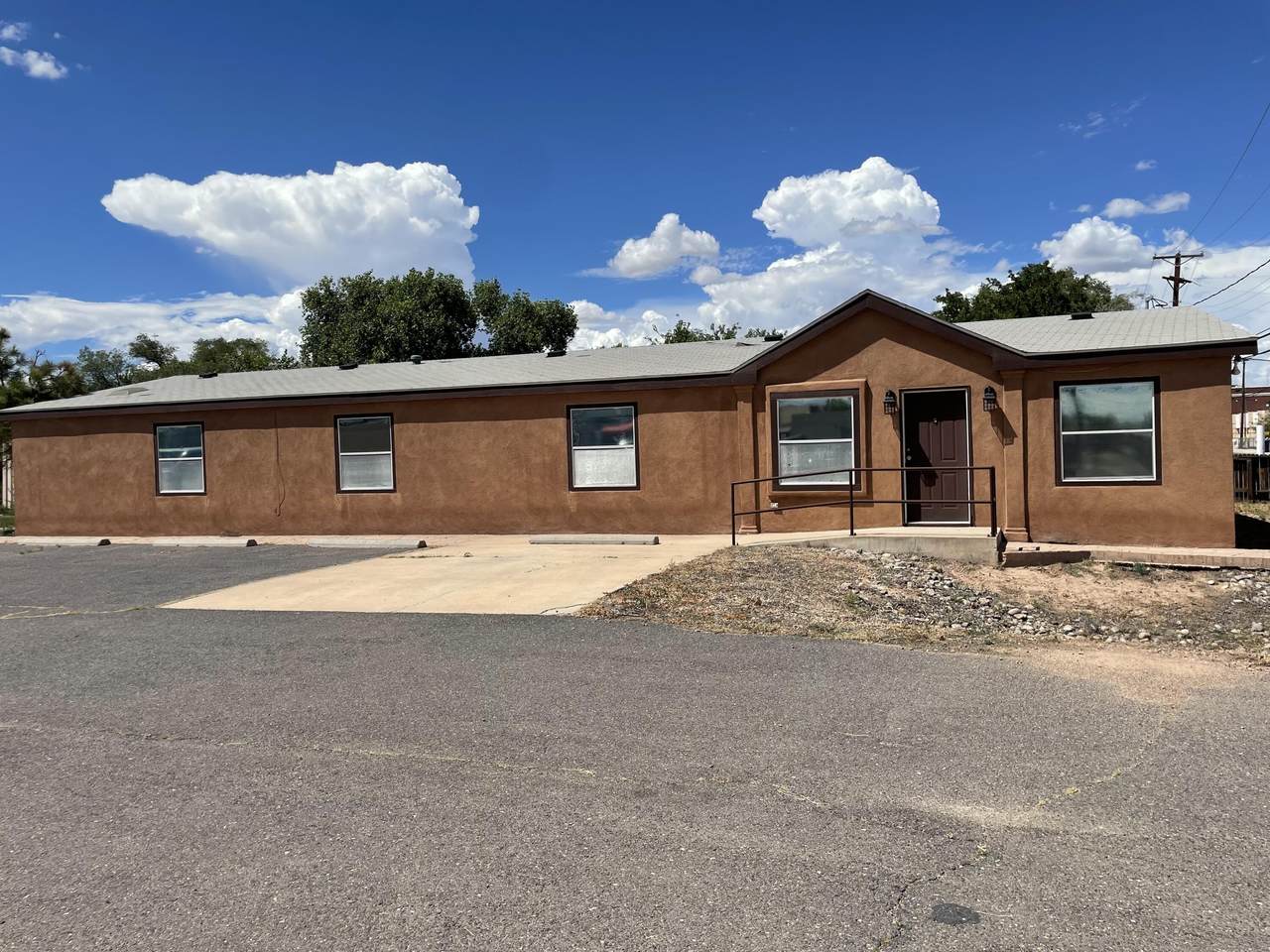 415 Luna Street - Photo 1