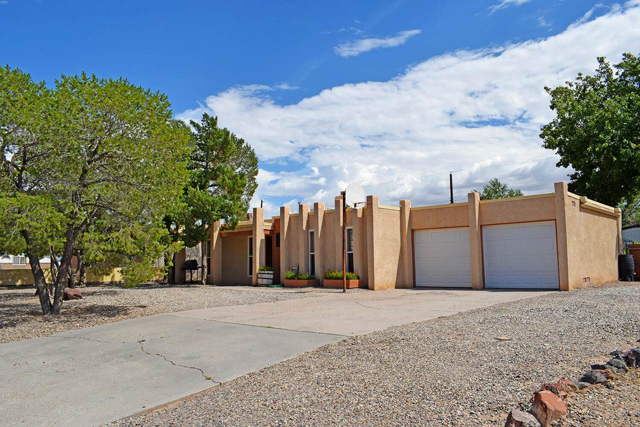 237 Hillandale Avenue - Photo 1