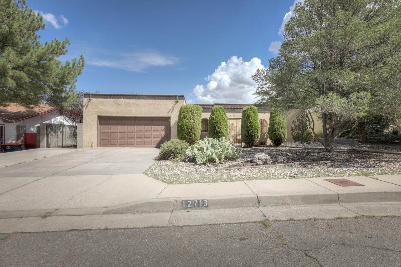 12713 Viewcrest Place - Photo 1