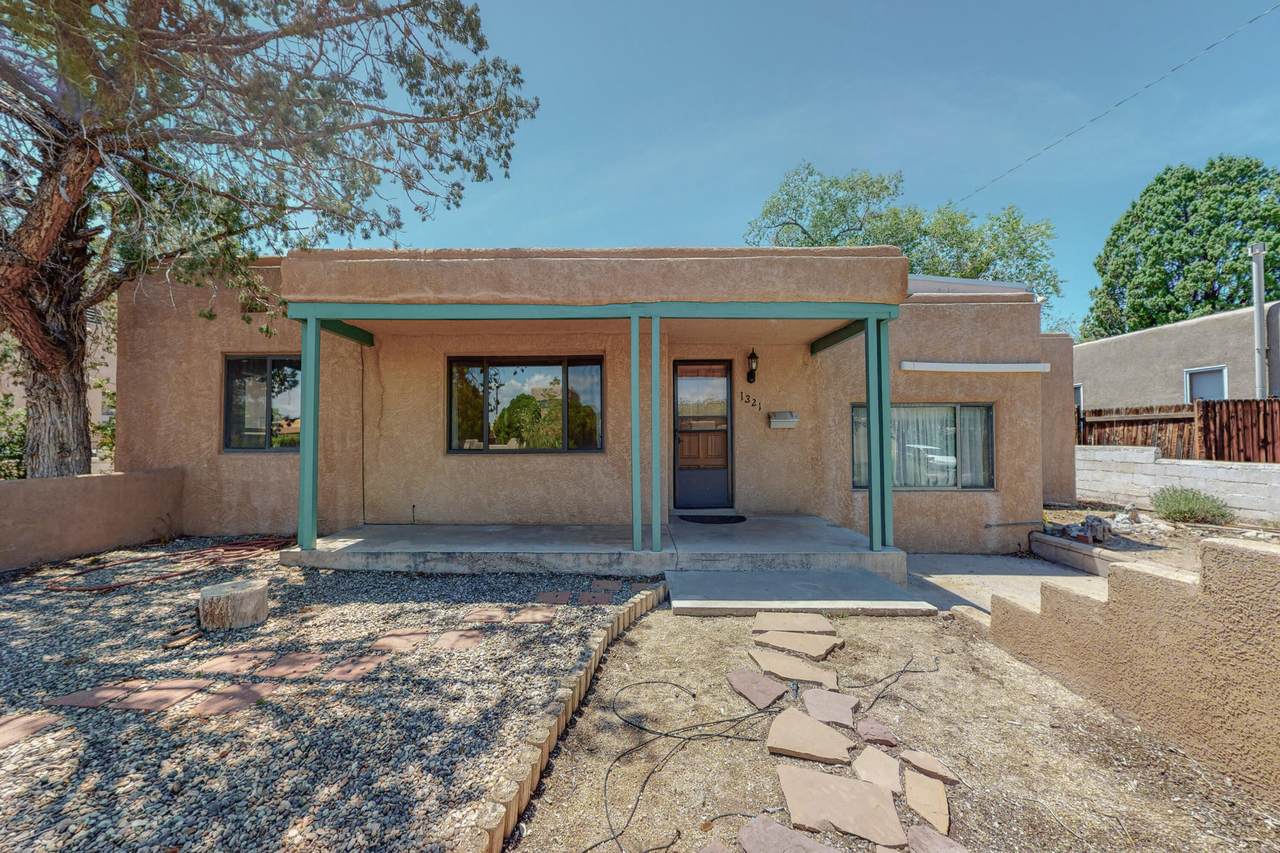 1321 Lobo Place - Photo 1