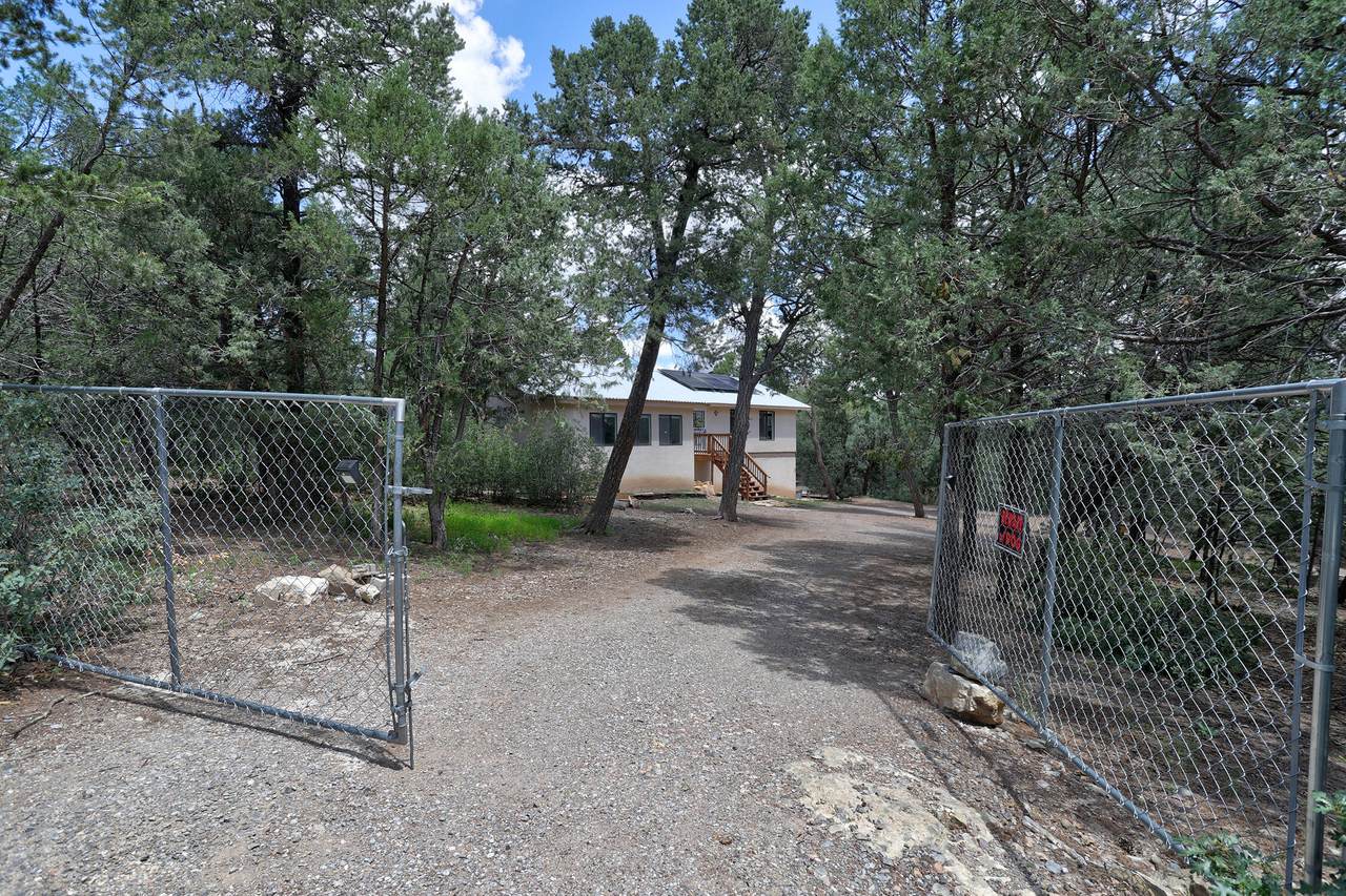 155 Raven Road - Photo 1