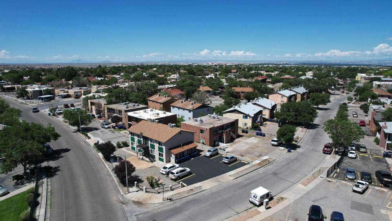 401 Dorado Place - Photo 1