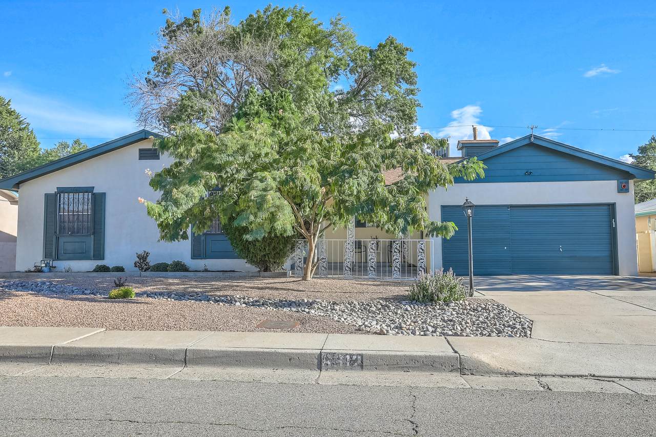6912 Bellrose Avenue - Photo 1