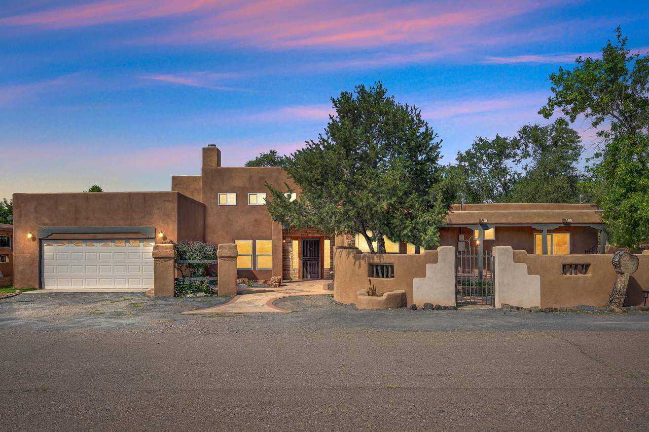 814 Artie Road - Photo 1