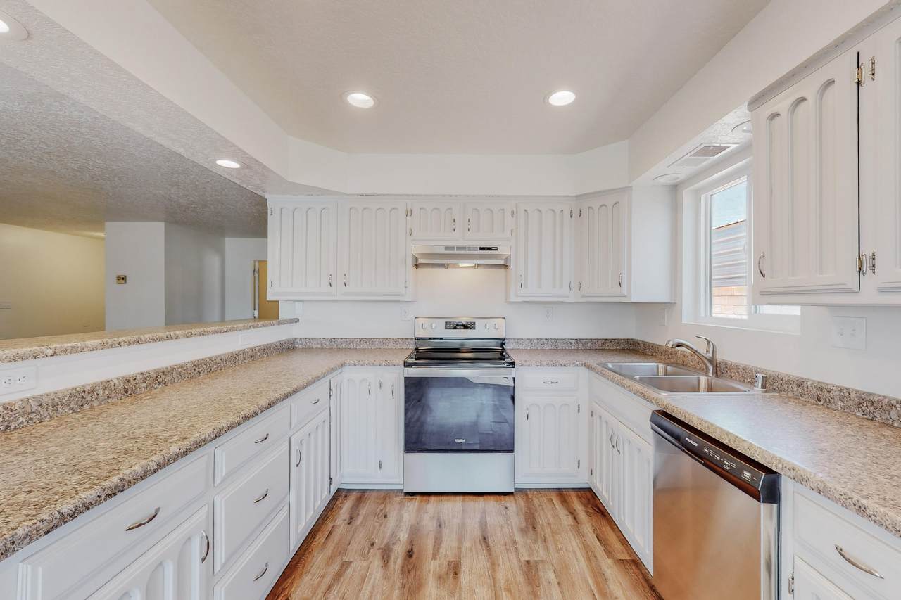1800 Golf Course Road - Photo 1