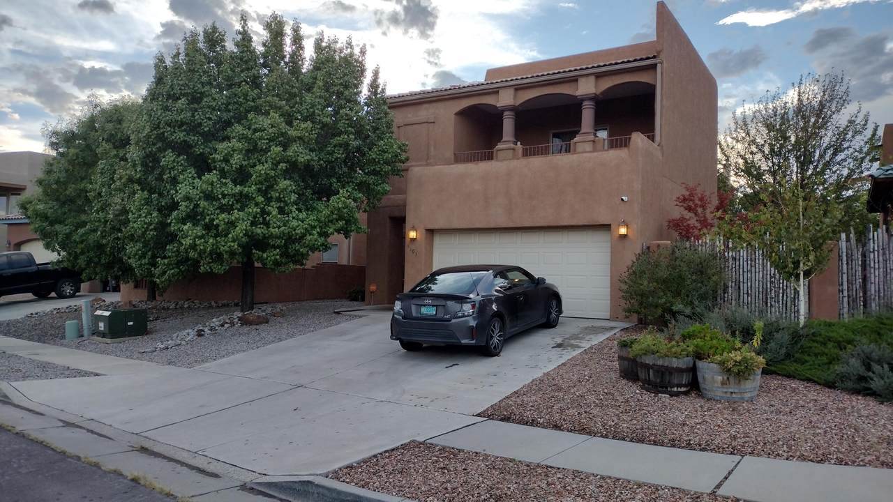5905 Tres Vistas Court - Photo 1