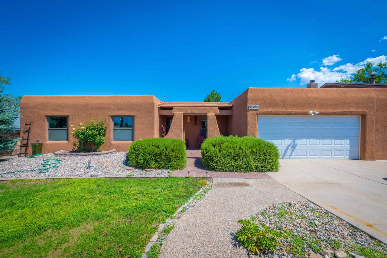 9905 Lorelei Lane - Photo 1
