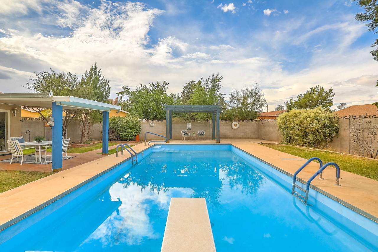 10105 Park Lane - Photo 1