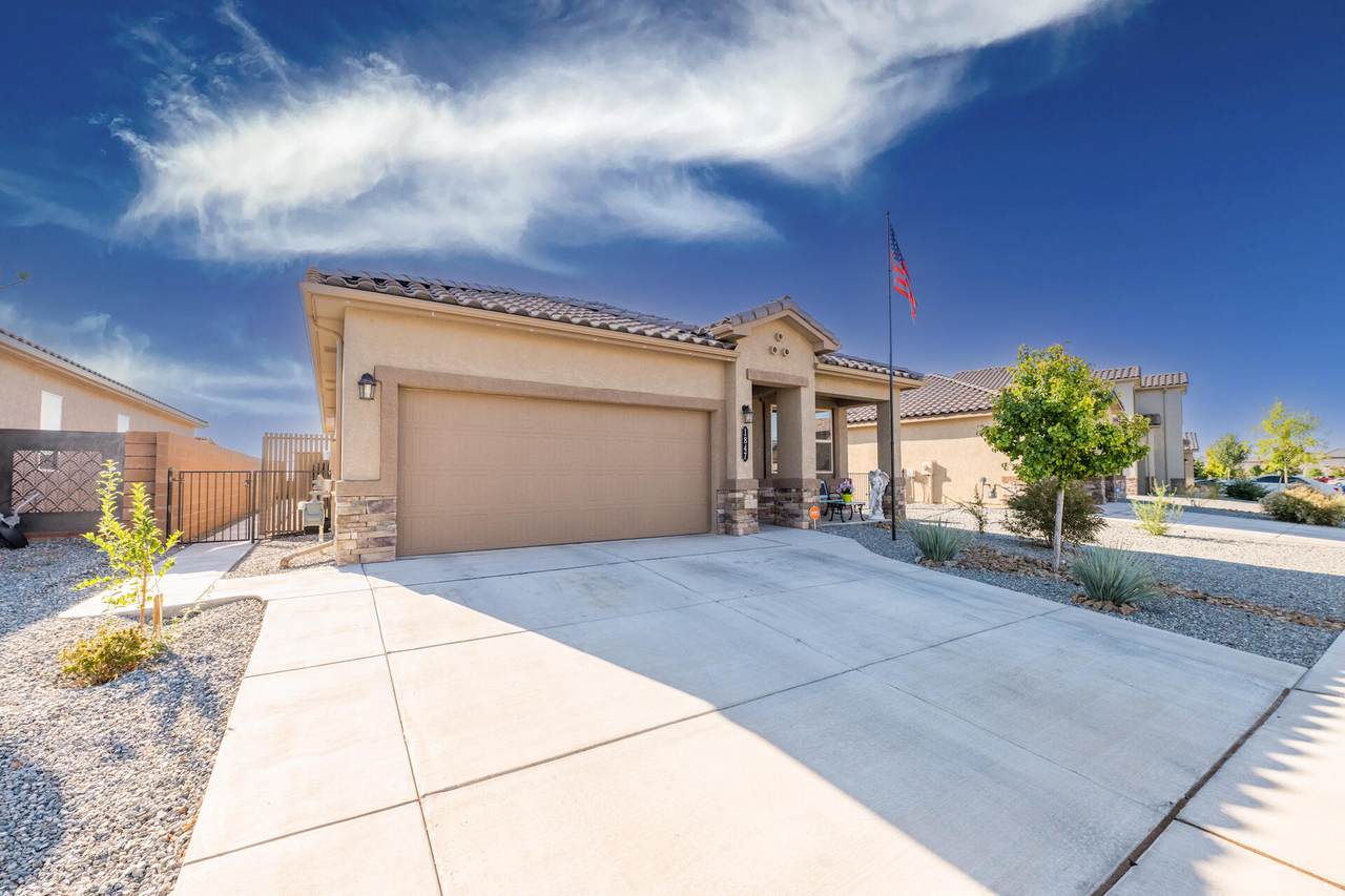 1847 Valle Vista Road - Photo 1