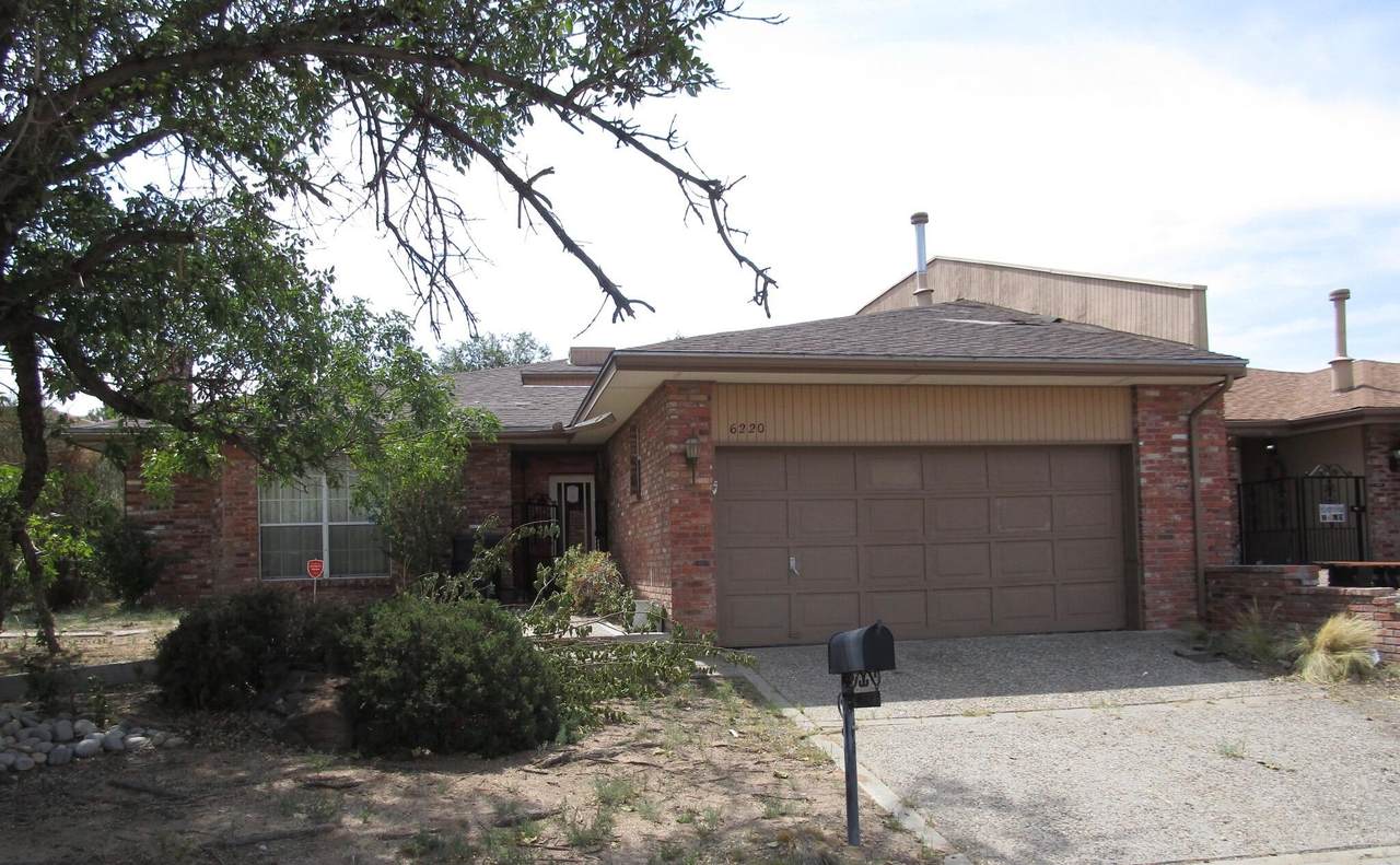 6220 Osuna Road - Photo 1