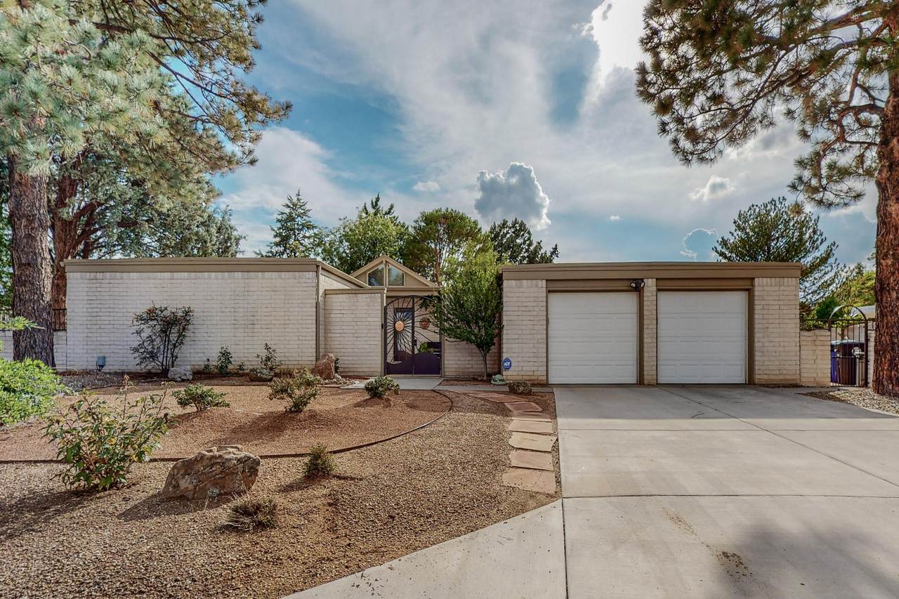 7504 Arroyo Del Oso Avenue - Photo 1