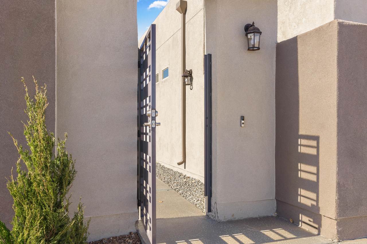 1611 Tierra Verde Loop - Photo 1