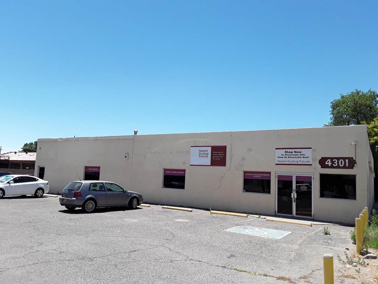 4301 4th Street - Photo 1